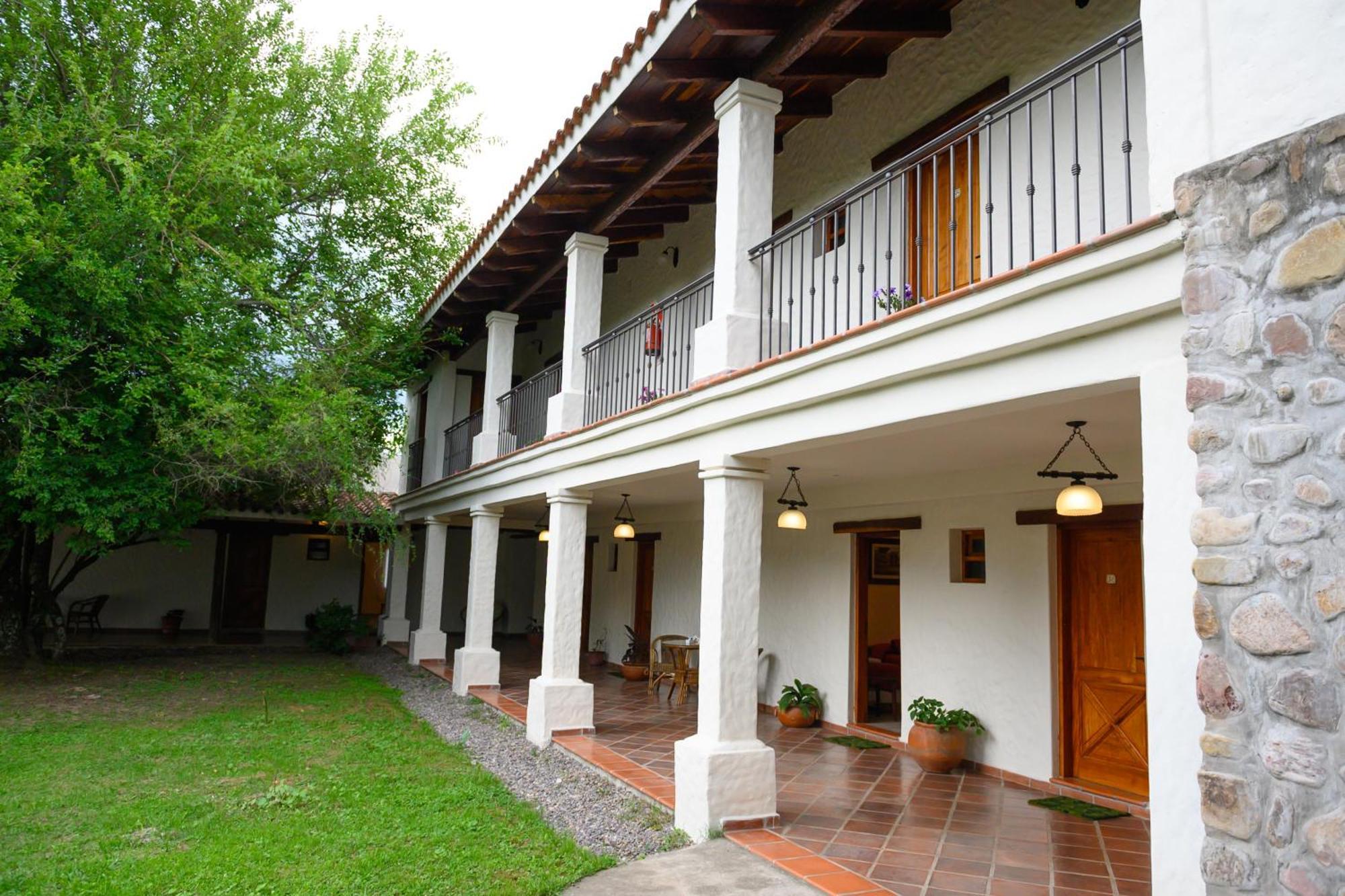 Hosteria La Caldera Exterior foto
