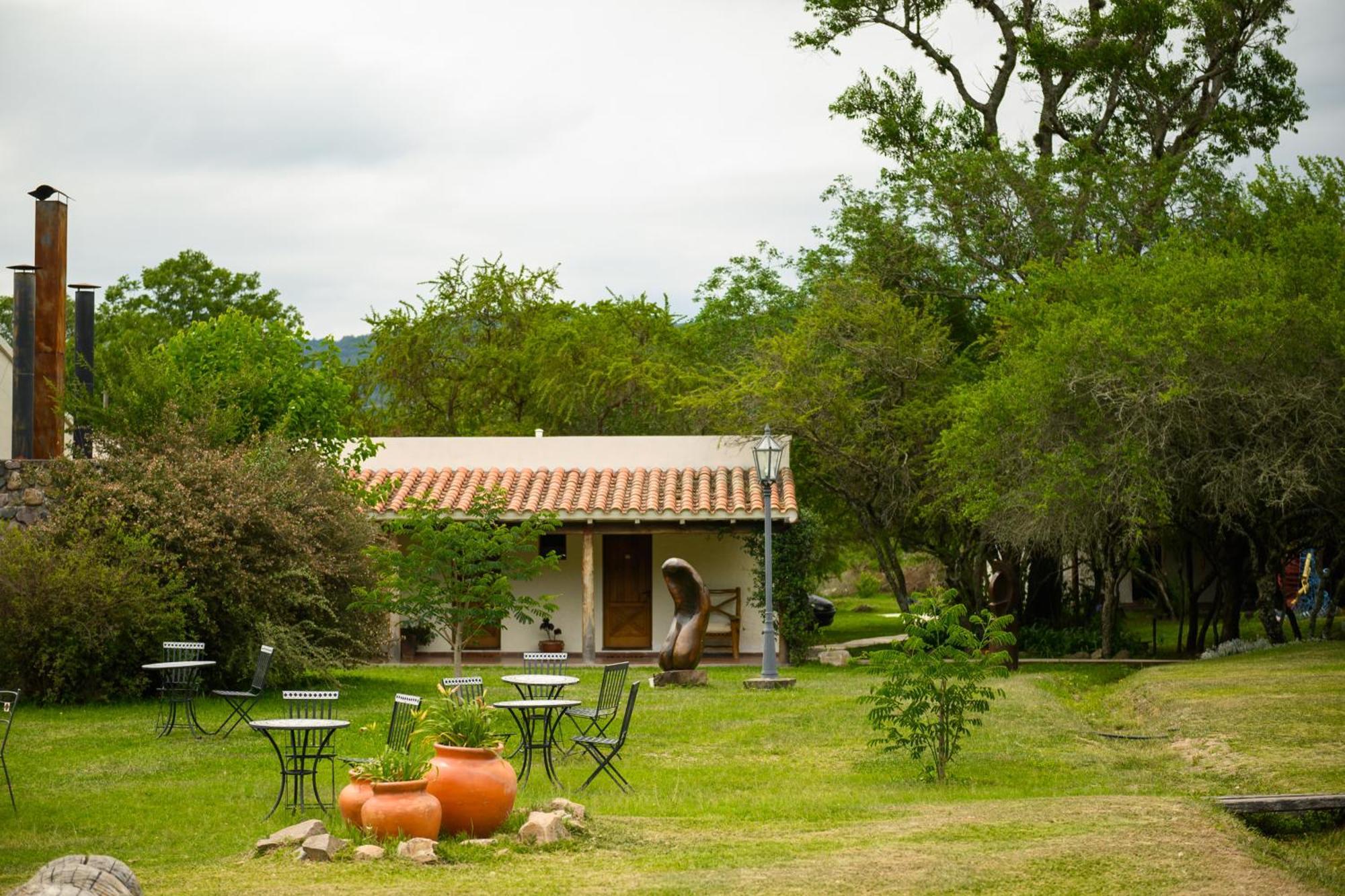 Hosteria La Caldera Exterior foto