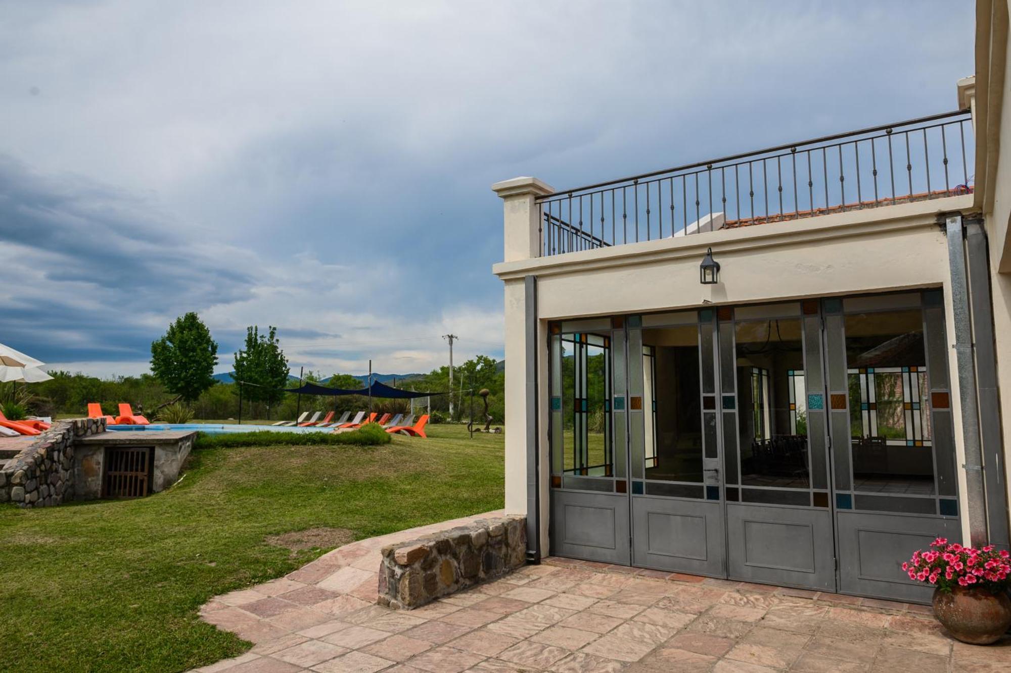 Hosteria La Caldera Exterior foto