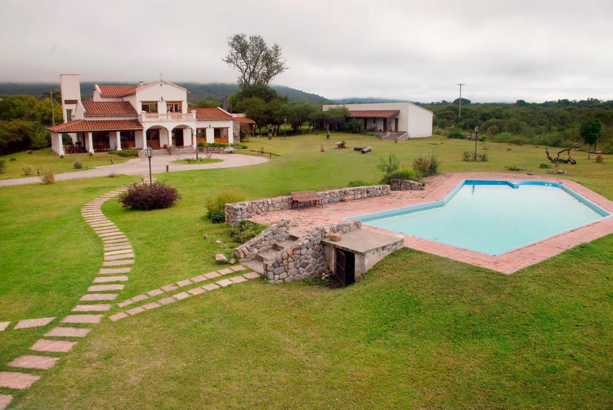 Hosteria La Caldera Exterior foto